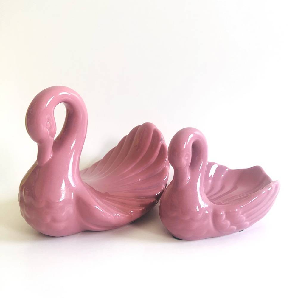 Vintage Pastel Pink Ceramic Swan Towel Holders